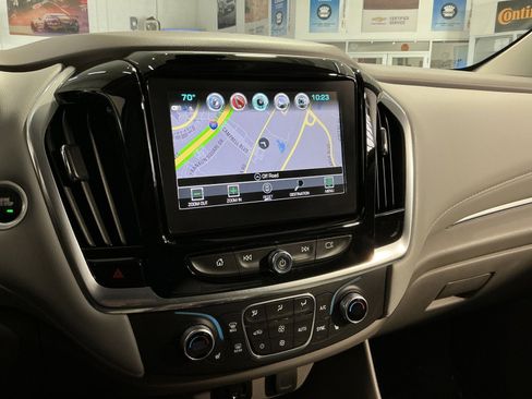 Used 2019 Chevrolet Traverse LT w/ LT Premium Package image 28