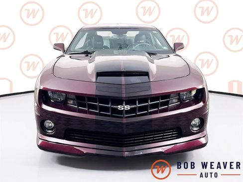 Used 2010 Chevrolet Camaro SS w/ Black Stripe Package RWD image 2
