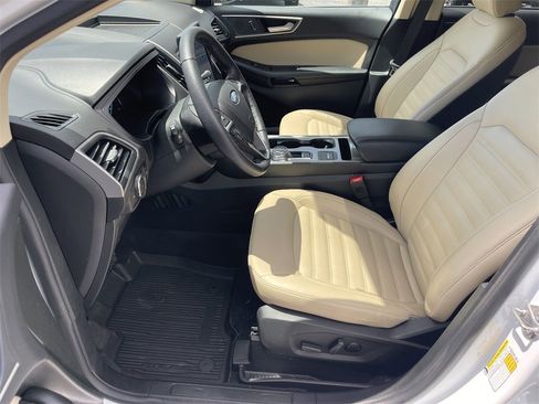 Used 2023 Ford Edge SEL w/ Convenience Package image 10