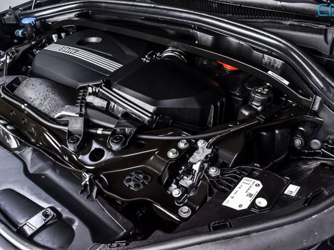 Used 2025 BMW X2 xDrive28i image 13