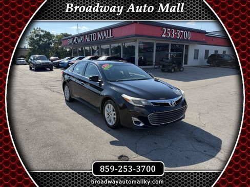 Used 2015 Toyota Avalon XLE Premium FWD image 1