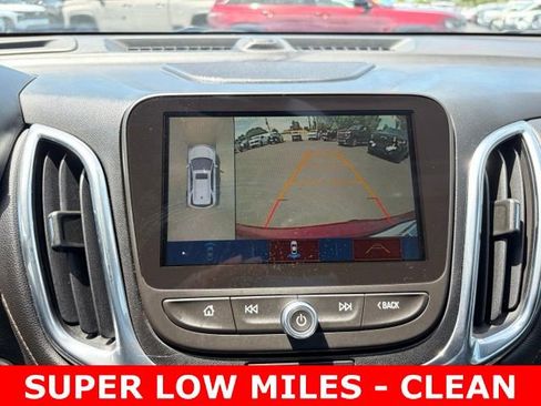 Used 2018 Chevrolet Equinox Premier FWD image 23