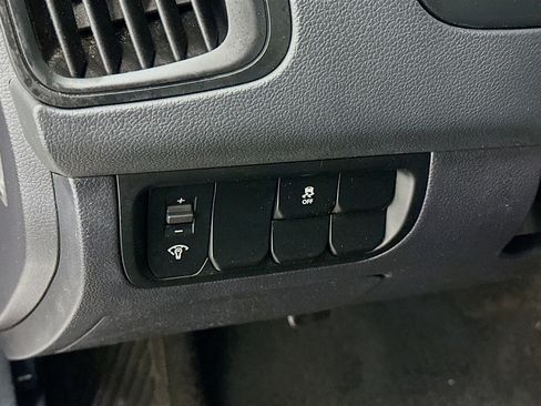 Used 2013 Kia Rio LX image 17