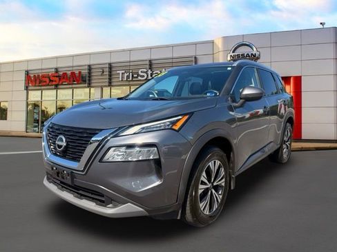 Certified 2023 Nissan Rogue SV w/ SV Premium B Package AWD/4WD image 40