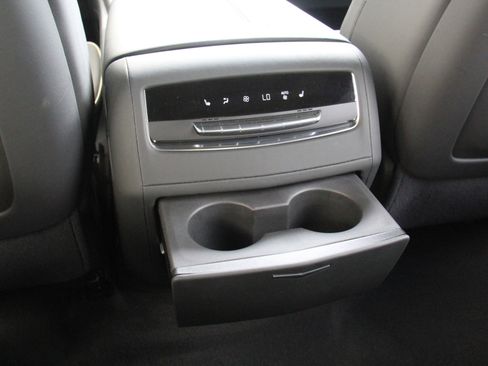 Used 2024 Cadillac Escalade Premium Luxury w/ Performance Package image 24