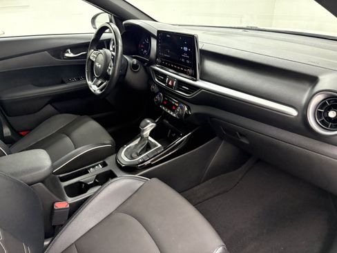 Used 2023 Kia Forte GT-Line w/ GT-Line Premium Package FWD image 35