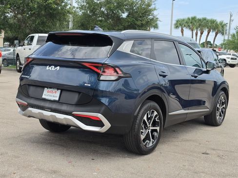 Used 2023 Kia Sportage EX AWD/4WD image 6