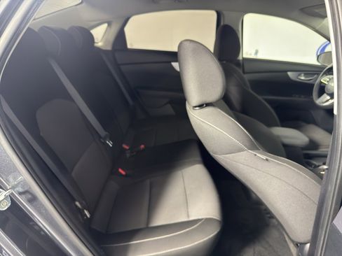 Used 2023 Kia Forte LXS image 37