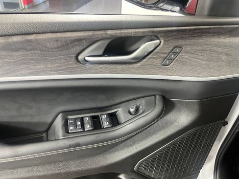 Used 2023 Jeep Grand Cherokee Limited RWD image 26
