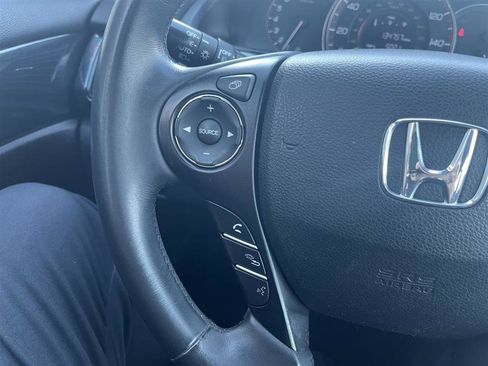 Used 2015 Honda Accord Sport image 21