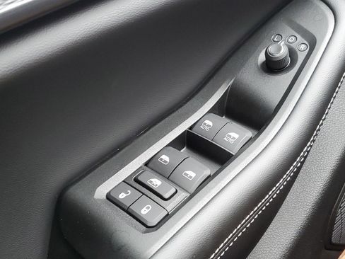 New 2025 Jeep Grand Cherokee Laredo w/ Luxury Tech Group I AWD/4WD image 22