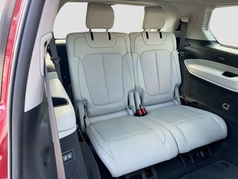 Certified 2022 Jeep Grand Cherokee L Overland w/ Advanced Protech Group III image 29