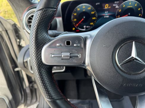 Used 2023 Mercedes-Benz CLA 250 image 24