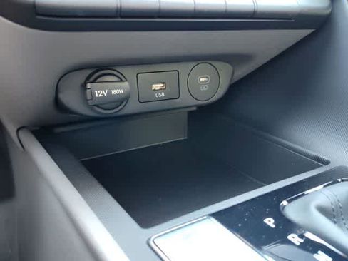New 2026 Hyundai Elantra SE FWD image 23