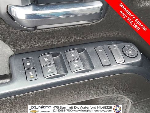 Used 2018 Chevrolet Silverado 1500 Custom w/ Custom Value Package image 22