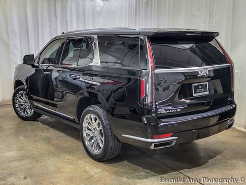Certified 2023 Cadillac Escalade Premium Luxury w/ LPO, Radiant Package AWD/4WD image 9