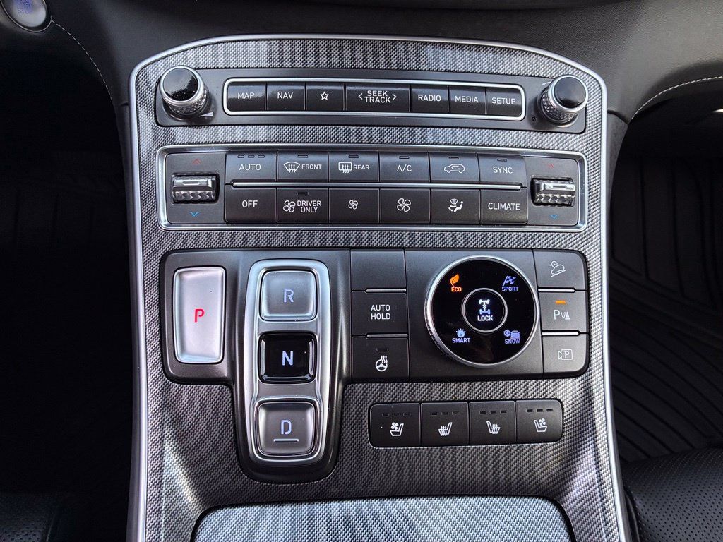 Certified 2023 Hyundai Santa Fe Limited AWD/4WD image 43