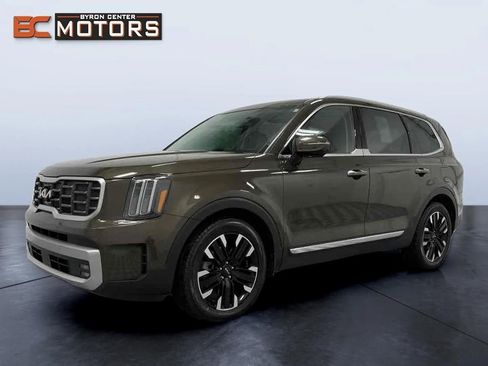 Used 2023 Kia Telluride SX X-Pro image 2