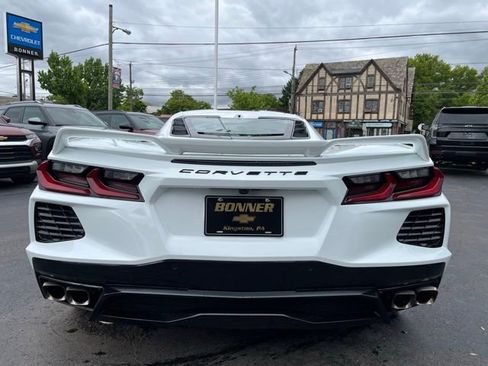 Used 2023 Chevrolet Corvette Stingray Preferred Cpe w/ Z51 Performance Package RWD image 4