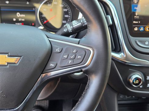 Used 2024 Chevrolet Equinox LT FWD image 32