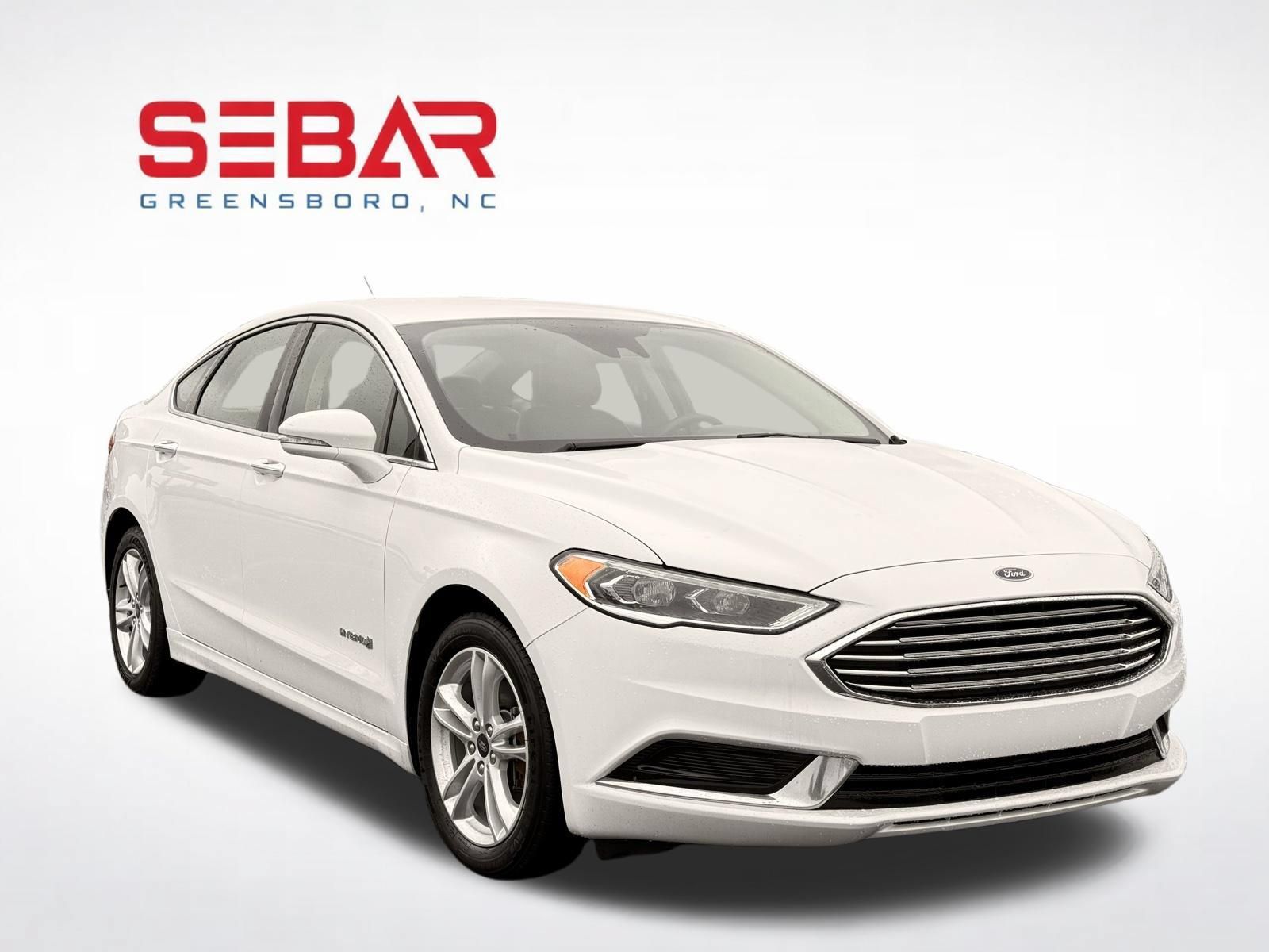 Used 2018 Ford Fusion SE w/ Equipment Group 602A FWD image 5
