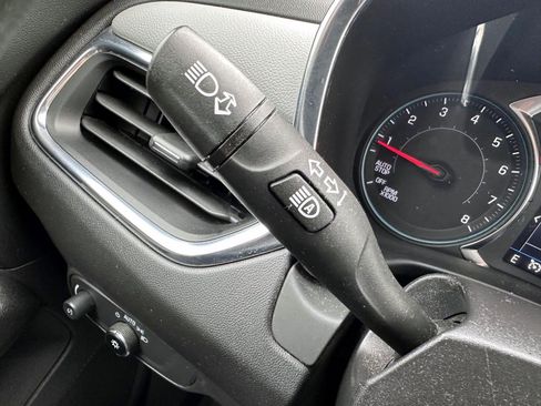 Used 2023 Chevrolet Equinox LS w/ LS Convenience Package AWD/4WD image 19