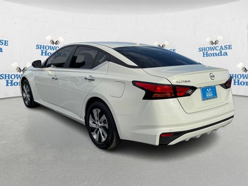 Used 2025 Nissan Altima 2.5 S image 5