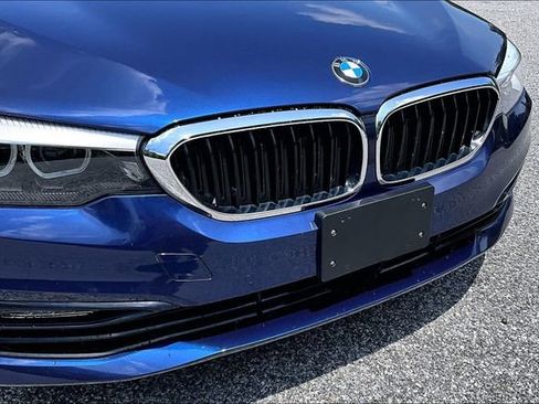 Used 2018 BMW 530e xDrive w/ Premium Package 2 AWD/4WD image 35