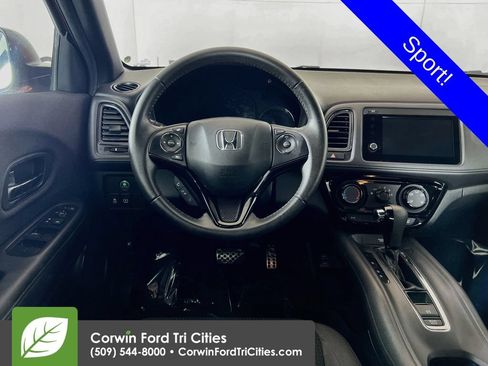 Used 2020 Honda HR-V Sport image 24