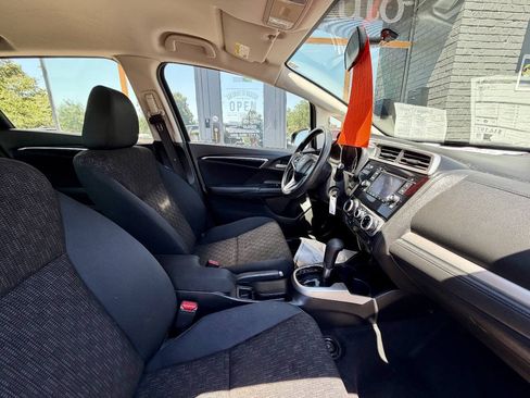 Used 2017 Honda Fit LX image 28