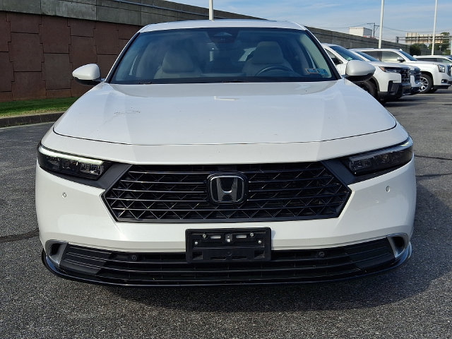 Used 2023 Honda Accord Touring image 3