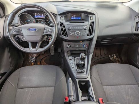 Used 2015 Ford Focus SE w/ SE Ecoboost Package image 14