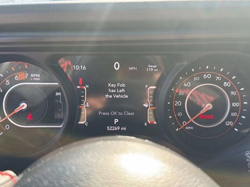Used 2024 Jeep Wrangler Unlimited Rubicon AWD/4WD image 17