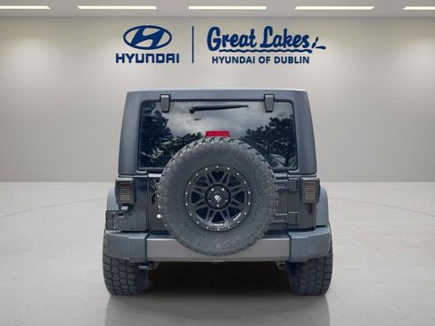 Used 2017 Jeep Wrangler Unlimited Sport image 4