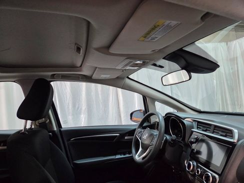 Used 2019 Honda Fit EX image 24