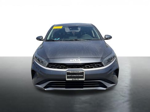 Certified 2023 Kia Forte LXS FWD image 3