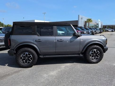 Used 2024 Ford Bronco Outer Banks AWD/4WD image 3