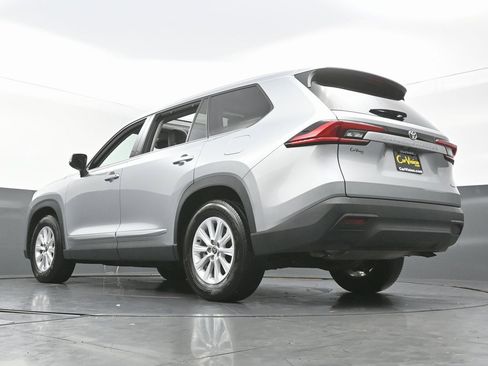 Used 2024 Toyota Grand Highlander XLE image 55