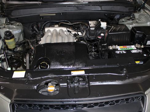 Used 2009 Hyundai Santa Fe GLS FWD image 28
