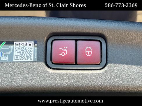 Certified 2025 Mercedes-Benz C 300 Sedan image 14