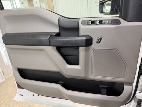 Used 2018 Ford F250 XL w/ Power Equipment Group AWD/4WD image 21