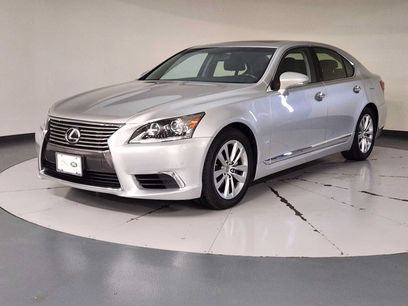 Used 2016 Lexus LS 460 w/ Comfort Package