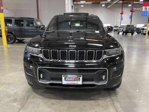 Used 2021 Jeep Grand Cherokee L Overland w/ Luxury Tech Group IV AWD/4WD image 8