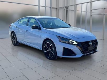 Used 2023 Nissan Altima 2.5 SR