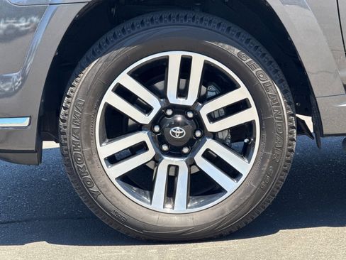 Used 2023 Toyota 4Runner Limited AWD/4WD image 36