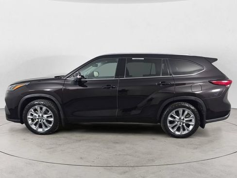 Used 2021 Toyota Highlander Limited AWD/4WD image 2