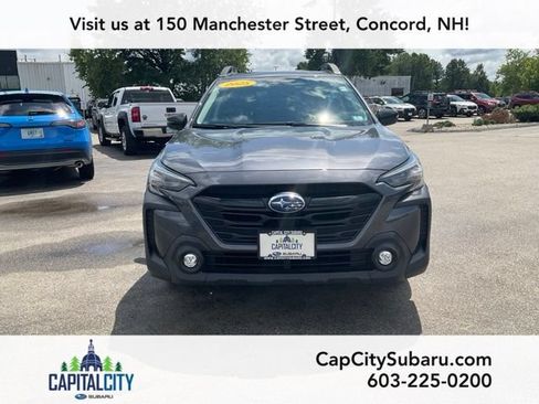 Used 2025 Subaru Outback Onyx Edition AWD/4WD image 3