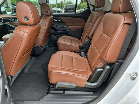 Used 2019 Chevrolet Traverse High Country AWD/4WD image 21