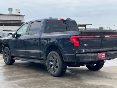 Used 2024 Ford F150 Lightning Lariat image 7