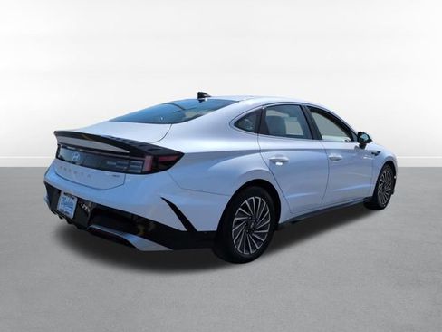 Used 2025 Hyundai Sonata SEL image 4